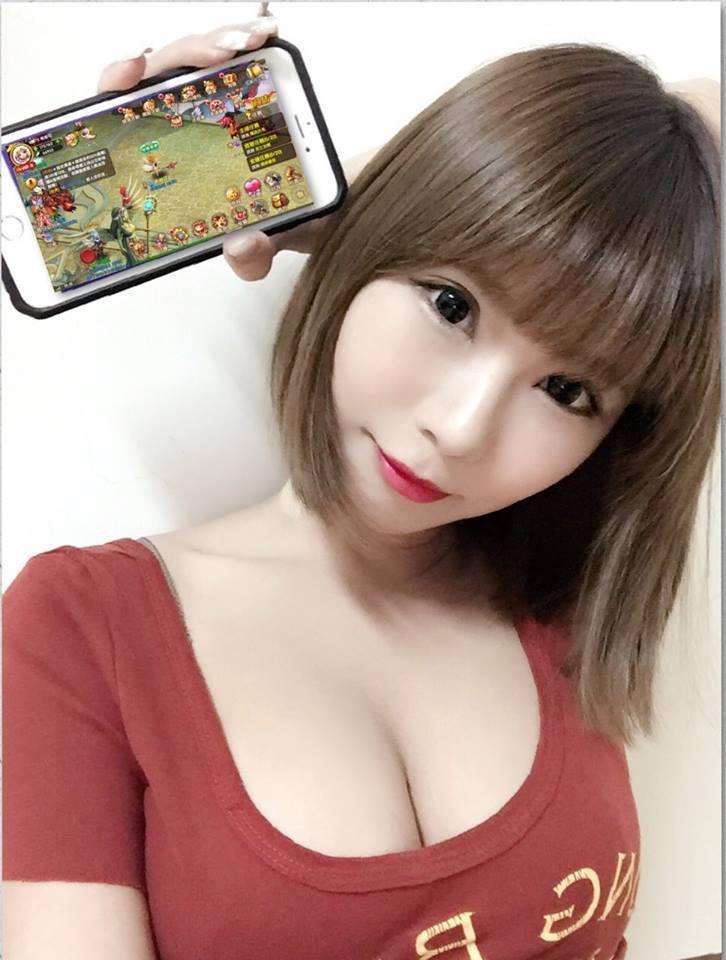 台妹 美女主播 ShowGirl 希维亚 胸器 性感私照