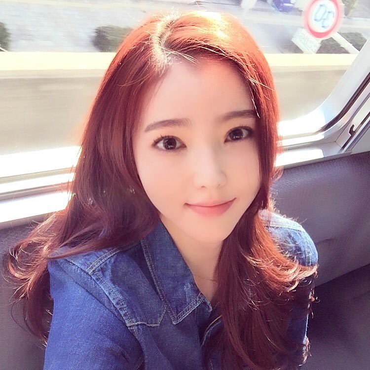 韩国美女 车模 美女主播 金宝拉