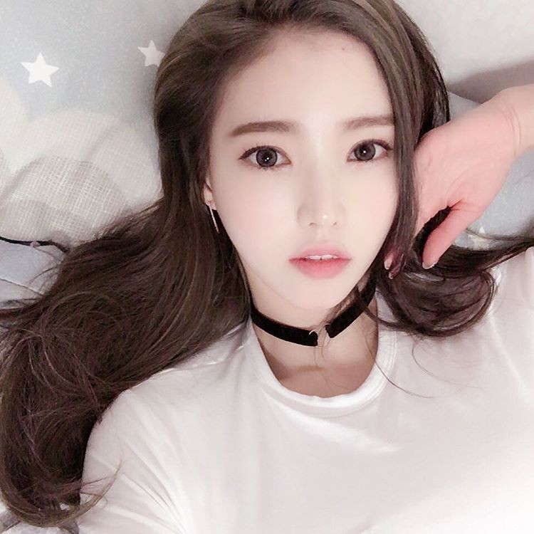 韩国美女 车模 美女主播 金宝拉