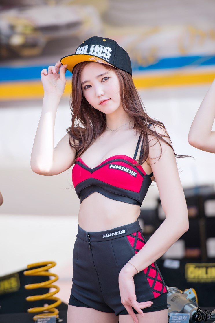 韩国美女 车模 美女主播 金宝拉