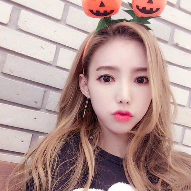 韩国美女 车模 美女主播 金宝拉