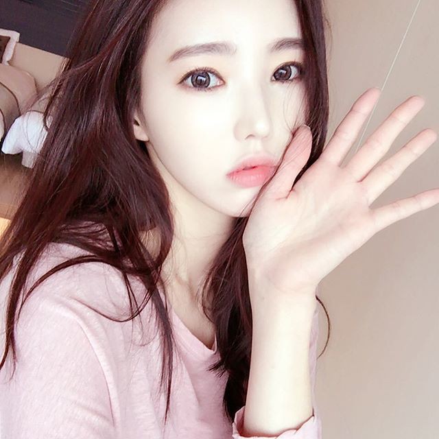 韩国美女 车模 美女主播 金宝拉