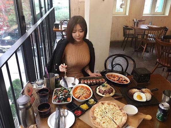 韩国美女 美女主播 米娜 胸器 性感私照 美女自拍