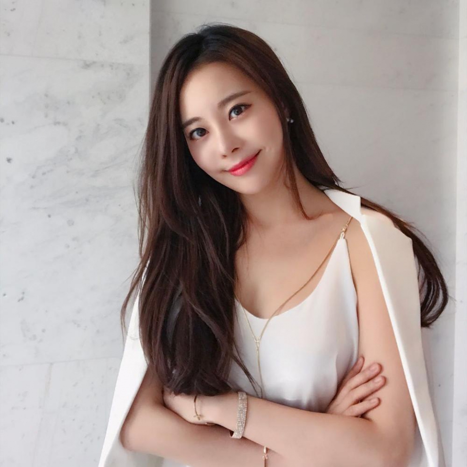 网络红人 韩国美女 美女主播 美女玩家 金敏英 胸器 性感私照