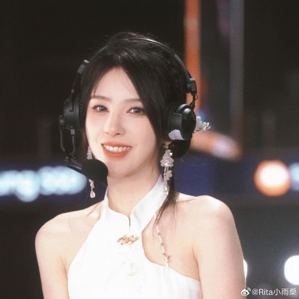 Rita小雨桑 LPL 美女解说 LOL 英雄联盟