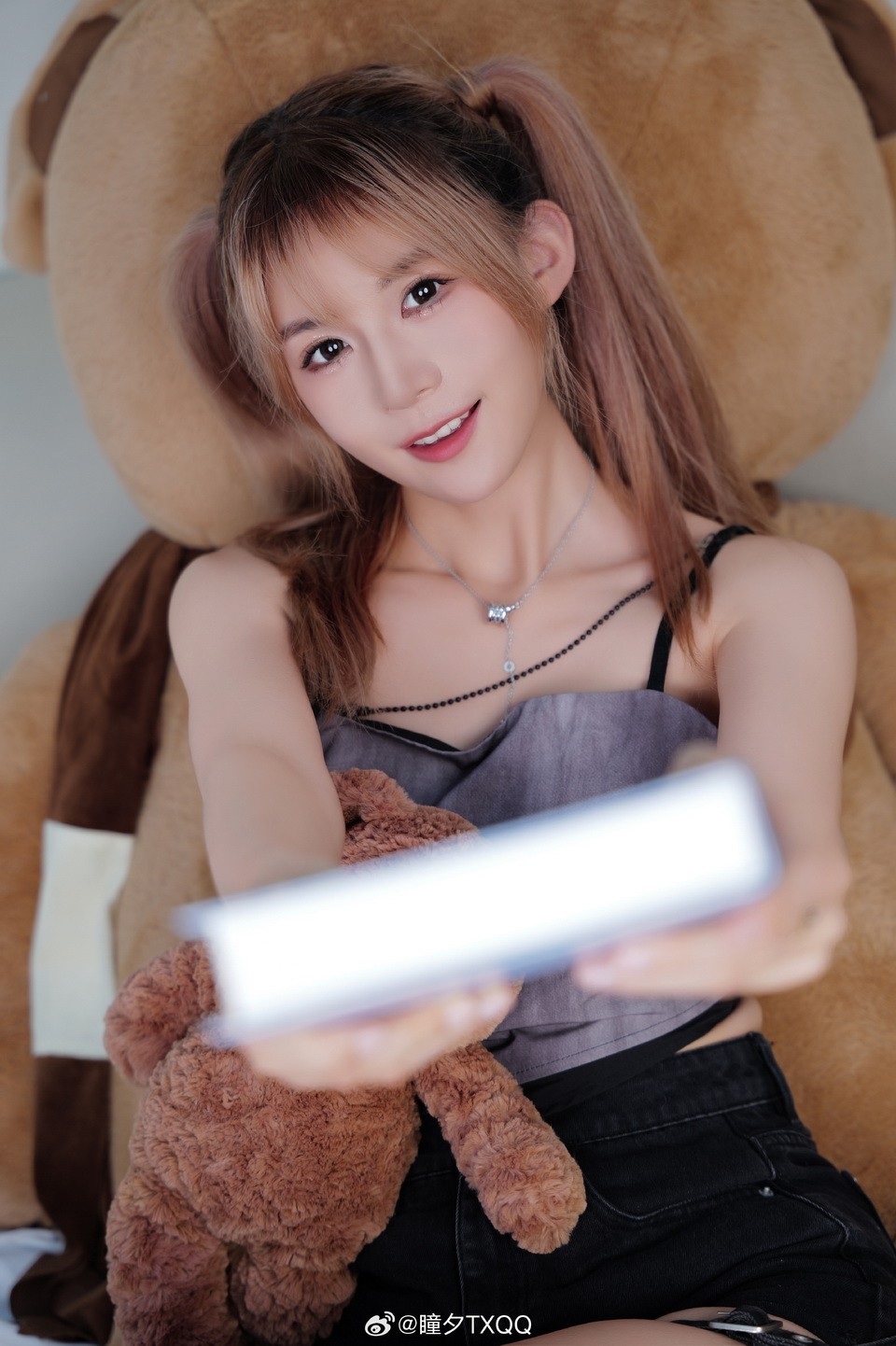 瞳夕TXQQ LPL LOL 英雄联盟 美女解说