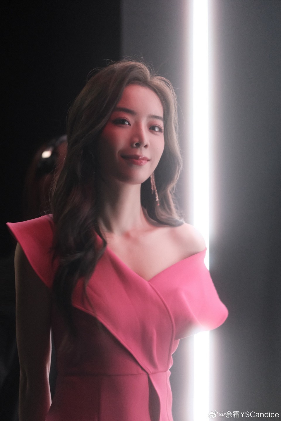余霜YSCandice LPL 美女主持 LOL 英雄联盟